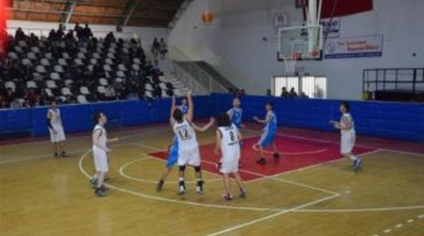 Okullar Arası Liseler Basketbol M&uuml;sabakaları Sona Erdi