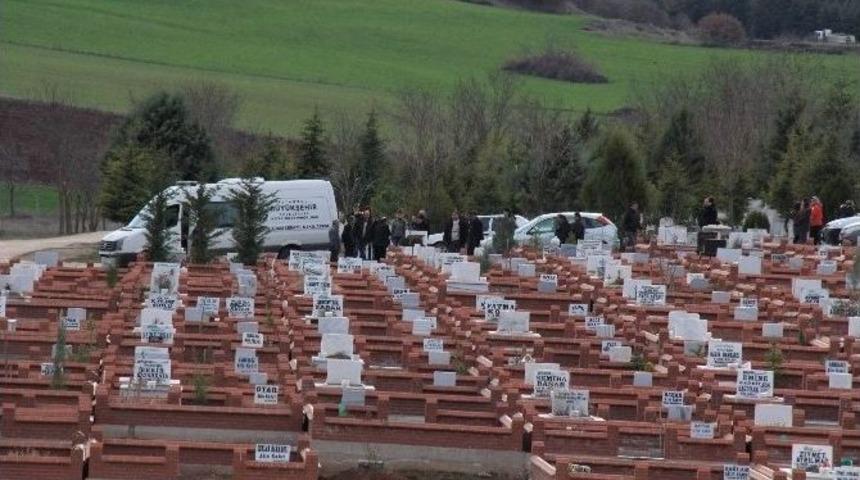 İstanbul&rsquo;da &Ouml;l&uuml; Ele Ge&ccedil;irilen Ter&ouml;ristin Cenazesi Eskişehir&rsquo;de Toprağa Verildi