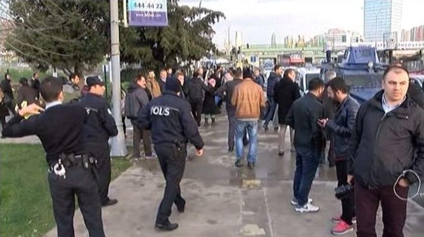 Metroda Bomba Şakası Ortalığı Birbirine Kattı
