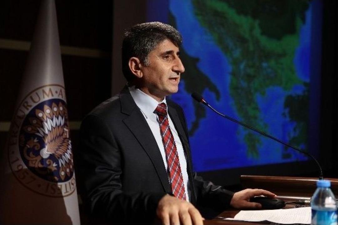 A&uuml;&rsquo;de Tarihte Ve Bug&uuml;n Kosova Cumhuriyeti Paneli