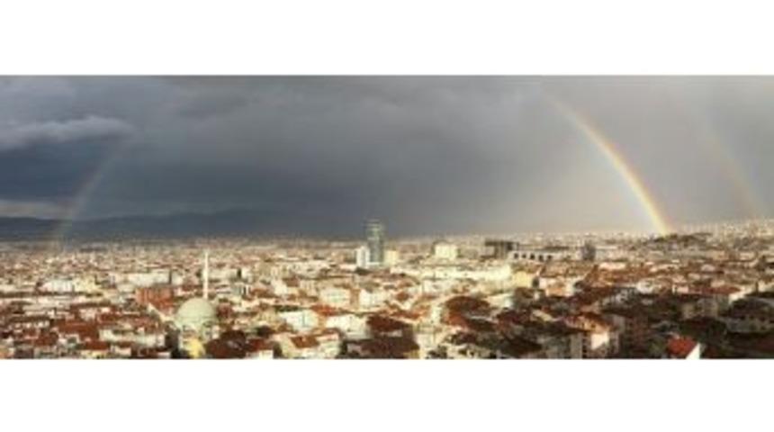 Bursa&rsquo;da &Ccedil;ifte G&ouml;k Kuşağı B&uuml;y&uuml;ledi