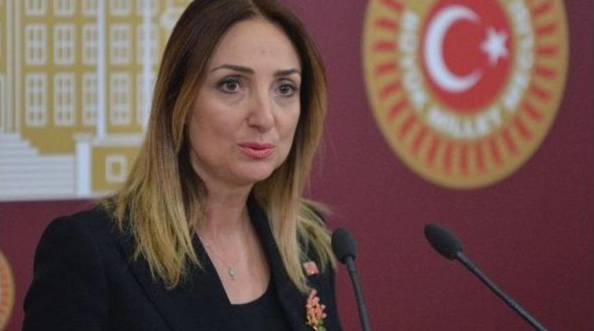 Aylin Nazlıaka: &ldquo;y&uuml;reğim Yanıyor&rdquo;