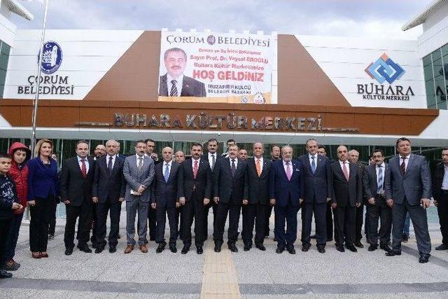 Bakan Eroğlu Engelli Öğrencilerle Bir Araya Geldi 2