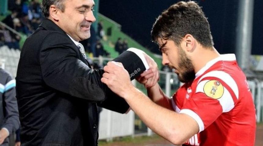 Erkan S&ouml;zeri&rsquo;yi Duygulandıran Ma&ccedil;