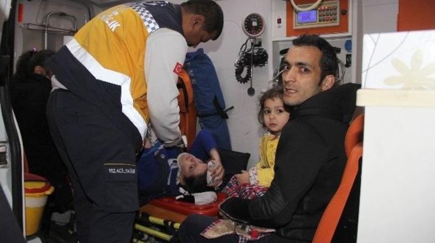 Şehit Cenazesine Giderken Kaza Ge&ccedil;irdiler: 2 Yaralı