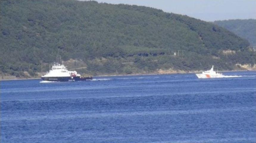 Rus Gemisi &Ccedil;anakkale Boğazın&rsquo;dan Ge&ccedil;ti