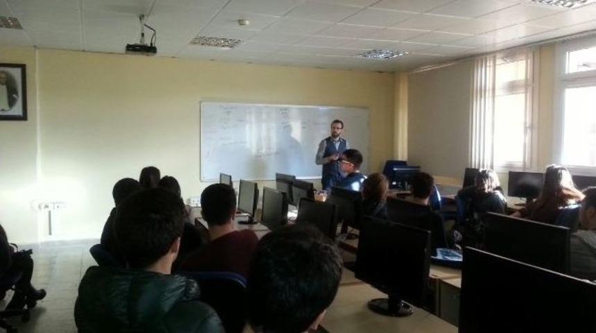 K&uuml;lt&uuml;rl&uuml; &Ouml;ğrenciler Meslekleri Yerinde &Ouml;ğreniyor