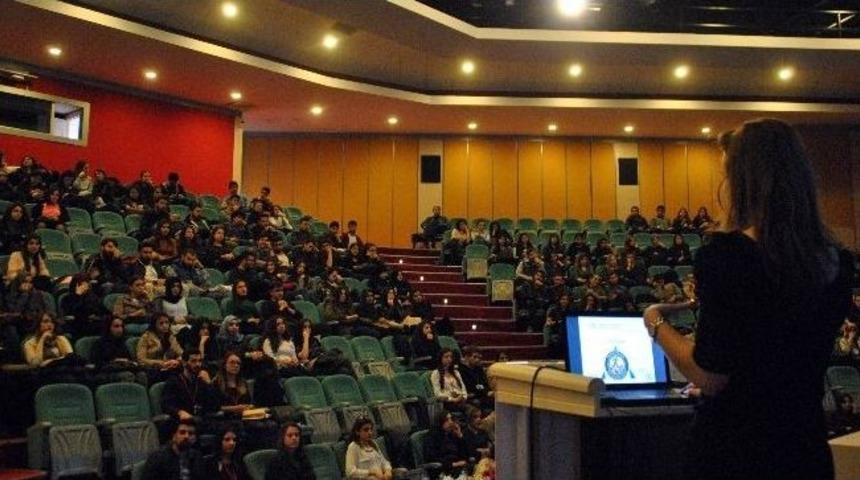 Ad&uuml;&rsquo;de Diyabet Ve Beslenme Konferansı D&uuml;zenlendi