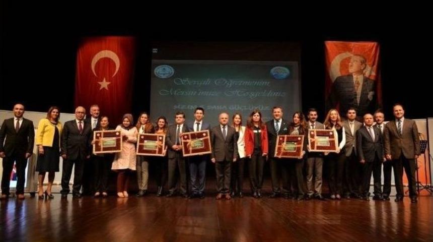 Vali &Ccedil;akacak: &ldquo;&ouml;ğretmenlerimiz S&uuml;rekli Kendilerini Yenilemeli&rdquo;