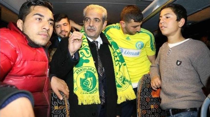 Haliliyye Belediyesinden Şanlıurfaspor Taraftarlarına Destek
