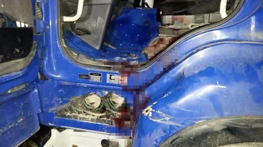 Sakarya&rsquo;da Silahlı Kavga: 1 &Ouml;l&uuml;, 1 Yaralı