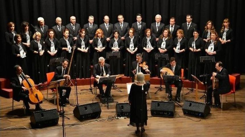 Tepebaşı Tsm&rsquo;den Atat&uuml;rk Lisesi Mezunları İ&ccedil;in Konser