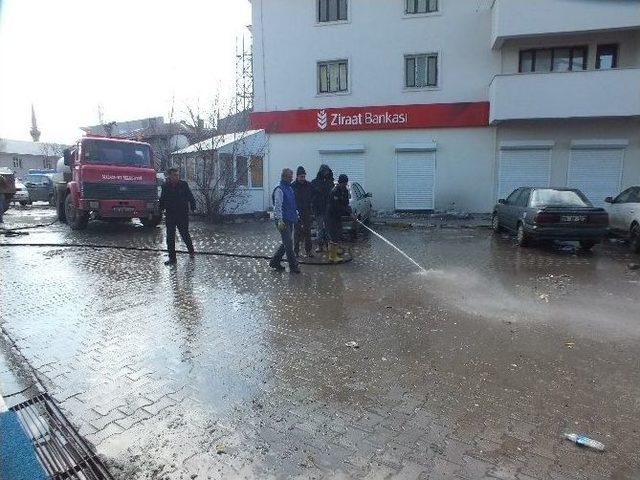 Malazgirt Belediyesi’nden Bahar Temizliği