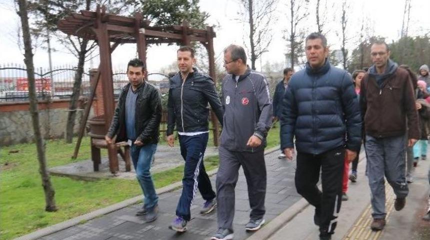 Esenyurt&rsquo;ta Obeziteye Karşı Sağlıklı Yaşam Y&uuml;r&uuml;y&uuml;ş&uuml;