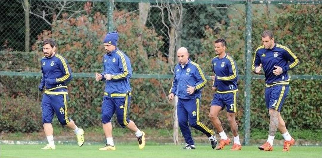 Fenerbah&ccedil;e, Akhisar Belediyespor Ma&ccedil;ı Hazırlıklarını Tamamladı