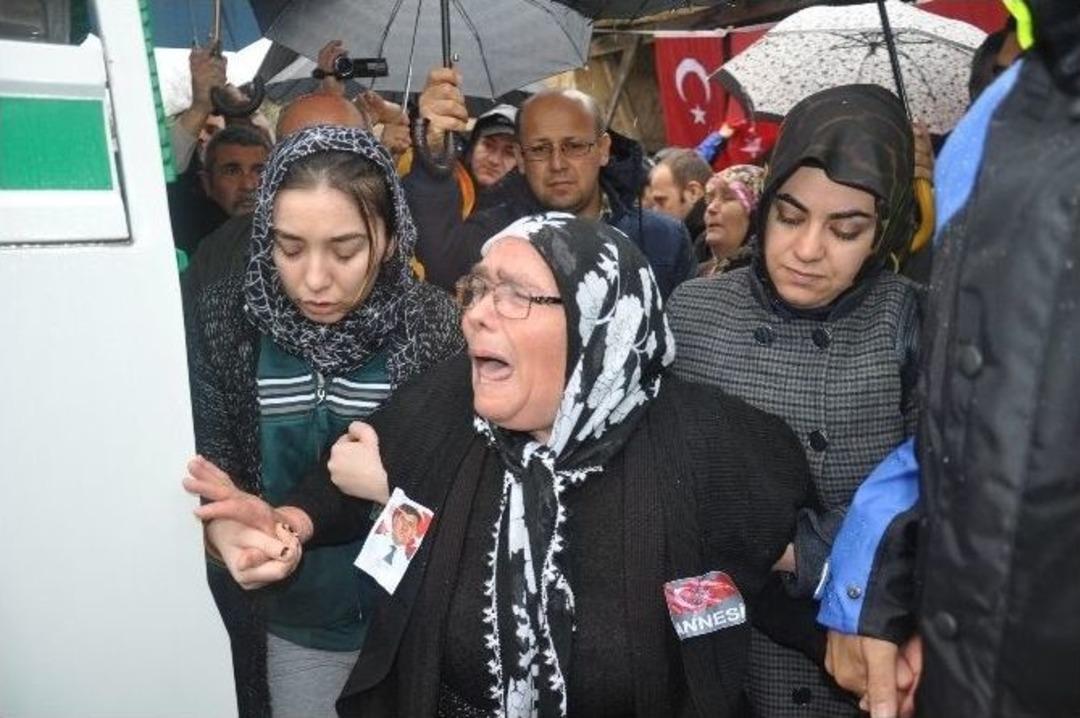 Adanalı Şehit G&ouml;zyaşları Arasında Defnedildi