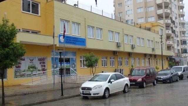 Polis, Kozan’da Burç Okullarında Arama Başlattı 3