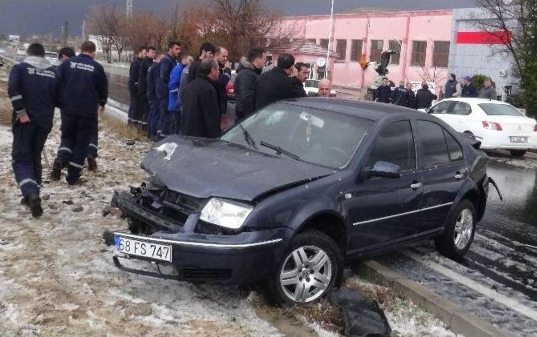 Aksaray&rsquo;da Zincirleme Trafik Kazası: 4 Yaralı