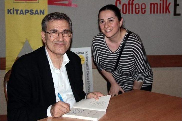 Adana’da Orhan Pamuk’a Büyük İlgi G3