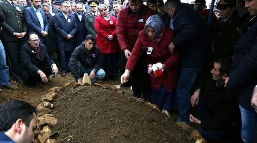 Şehit Uzman &Ccedil;avuş Torağa Verildi
