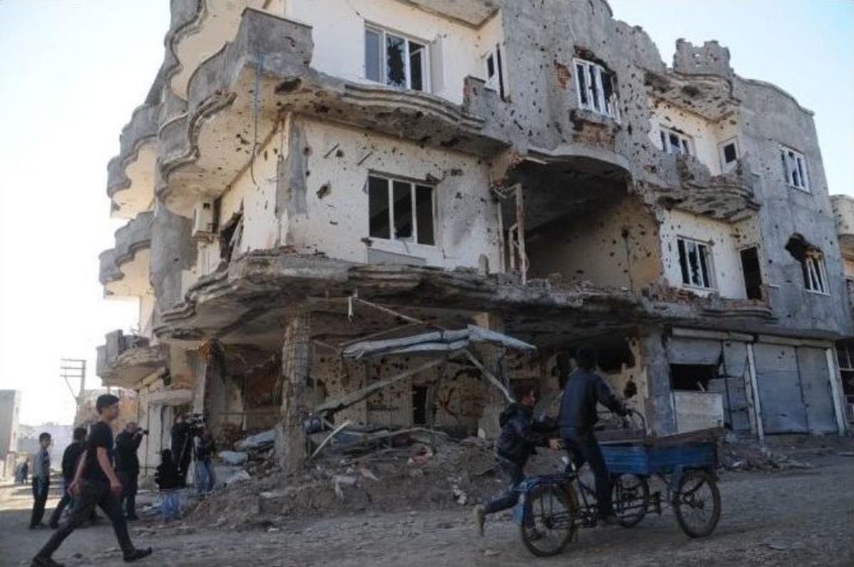 Cizre&rsquo;nin Yaraları Sarılmayı Bekliyor