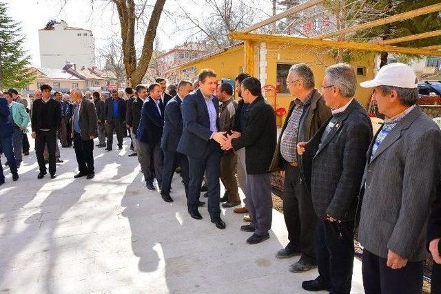 Ak Parti İl Başkanı Filiz, Vatandaşlarla Buluşup Dertlerini Dinledi