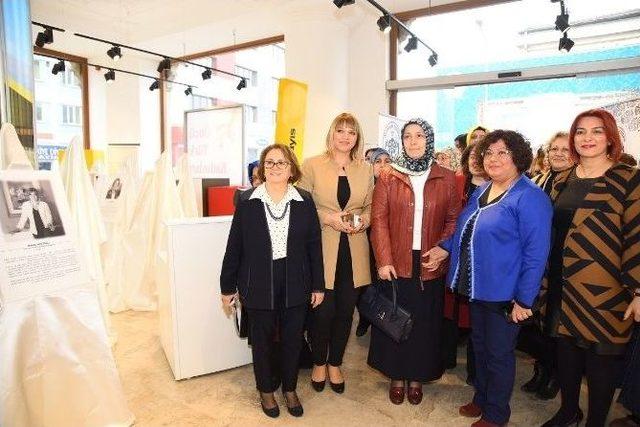 Olgunlaşma Enstit&uuml;s&uuml;&rsquo;nden Kadınlar G&uuml;n&uuml; Sergisi 2