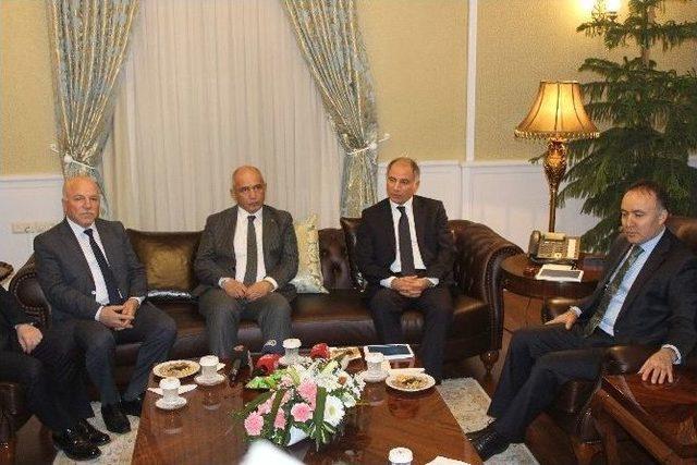 İçişleri Bakanı Efkan Ala Erzurum Valiliği’ni Ziyaret Etti 1