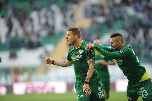 Bursaspor, Arena’da Geçit Vermiyor