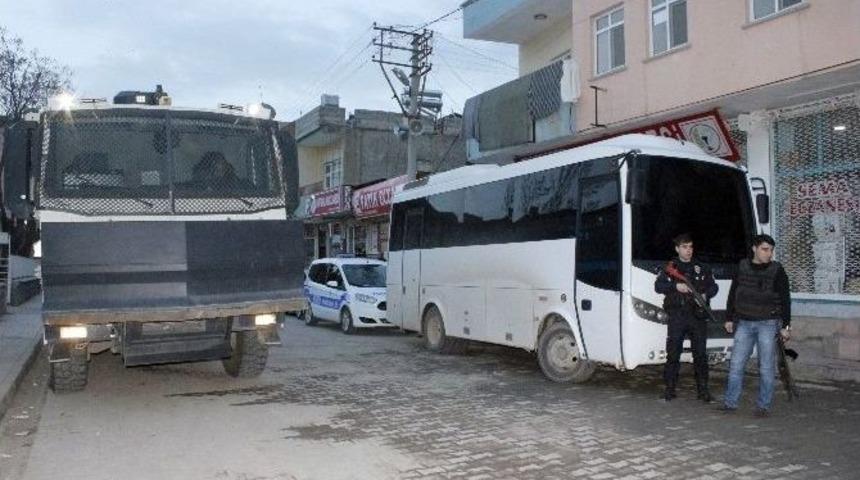 Arazi Kavgasında Silahlar Konuştu: 4 Yaralı
