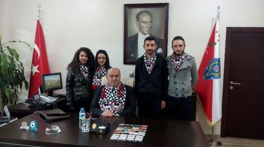 Bilecik Unibjk Taraftar Grubu Vali Ve İl Emniyet M&uuml;d&uuml;r&uuml;n&uuml; Ziyaret Etti