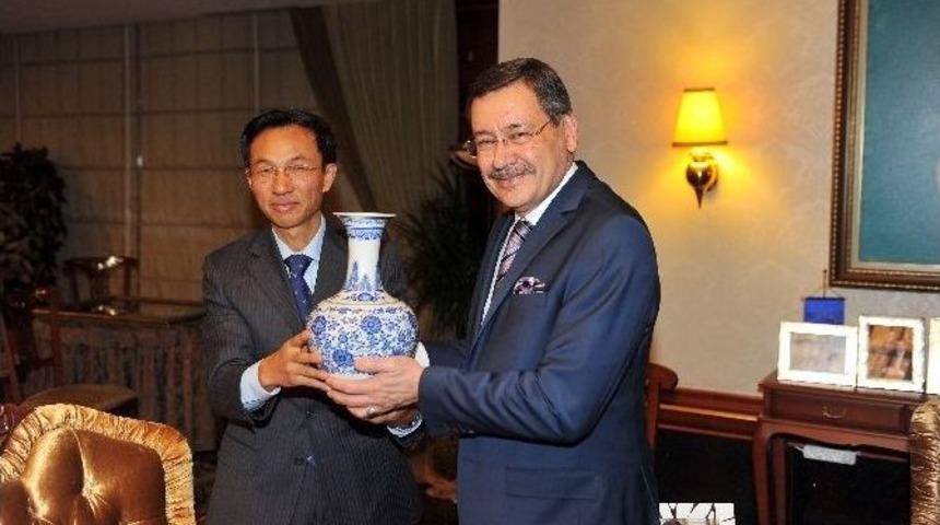 &Ccedil;in B&uuml;y&uuml;kel&ccedil;isi&rsquo;nden Ankara B&uuml;y&uuml;kşehir Belediyesi&rsquo;ne Ziyaret