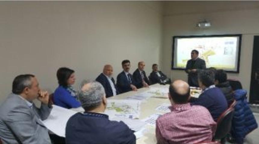 K&uuml;lt&uuml;r Tepesi, Kurul &Uuml;yelerine Tanıtıldı