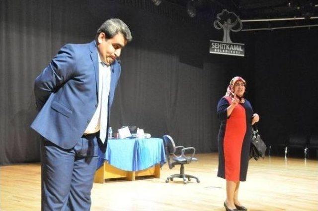 “buyur Burdan Yak” Oyunu Muhasebecileri Gülmekten Kırdı Geçirdi