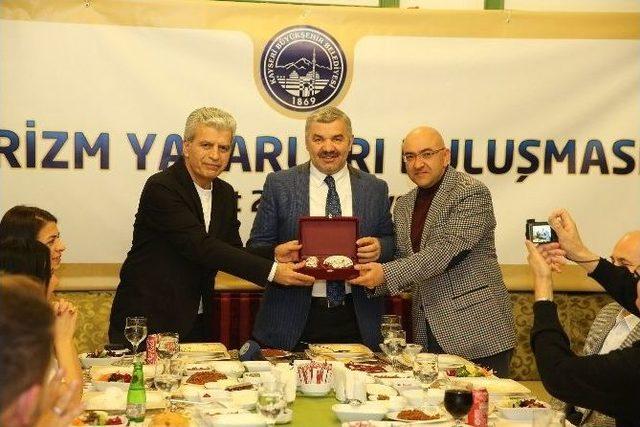 Turizm Yazarları Kayseri’de Buluştu