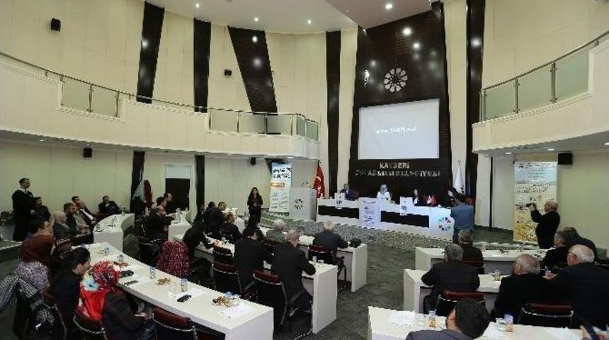 "insan Odaklı Belediyecilik Yapıyoruz"