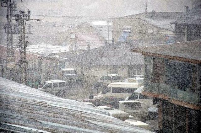 Y&uuml;ksekova&rsquo;da Kar Yağışı 2