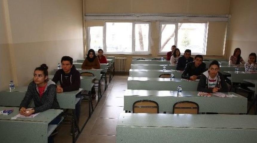 Gen&ccedil; Kaymek&rsquo;ten Ger&ccedil;ek Zamanlı Sınav