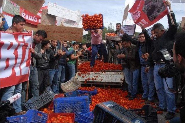 &Uuml;reticilerin &rsquo;kırmızı&rsquo; Eylemi 2