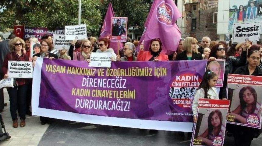 Kadınlar Meydanda