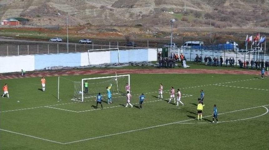 Dersimspor Evinde Galip