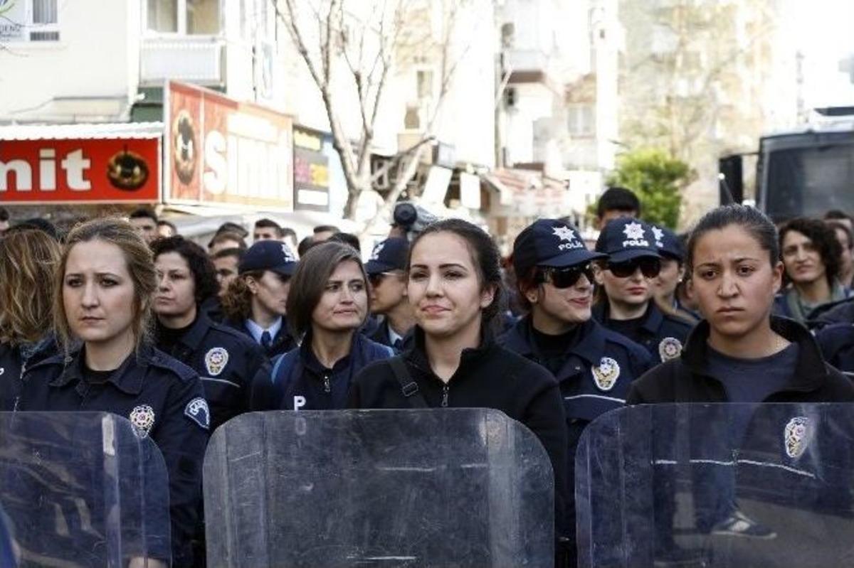 Feminist Eyleme, Kadın &Ccedil;evik &Ouml;nlemi