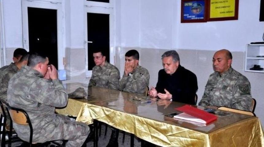 Vali Kahraman; &ldquo;bu Vatan İ&ccedil;in, Bu Devlet İ&ccedil;in, Bu Millet İ&ccedil;in Hepimiz Şahadet Ederiz&rdquo;