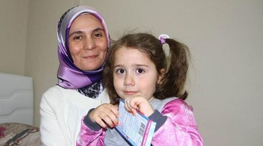 Fedakar Koruyucu Anne