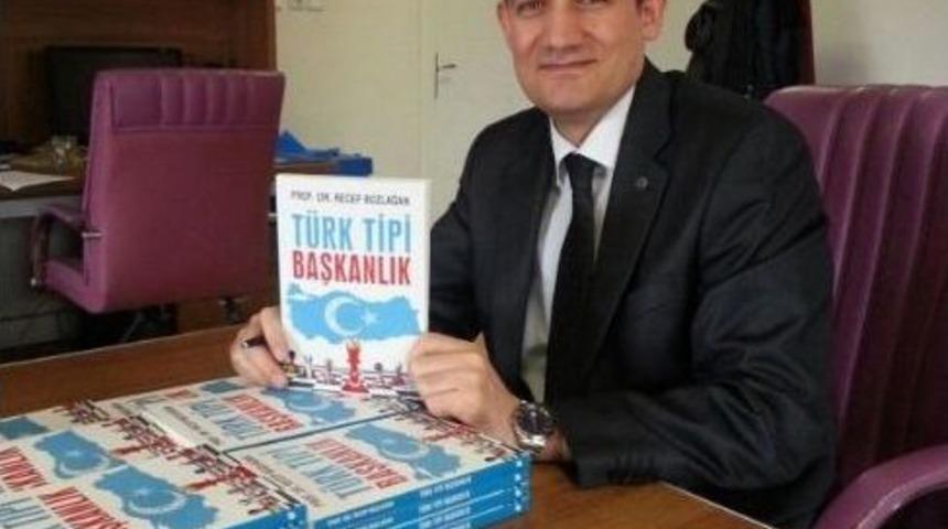 Prof. Dr. Bozlağan, Yeni Anayasa Ve Başkanlık Sistemini Değerlendirdi