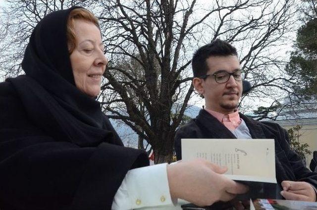 (&ouml;zel Haber) Doktorların "yaşamaz" Dediği Kas Hastası Ahmet 4 Kitap &Ccedil;ıkardı 3