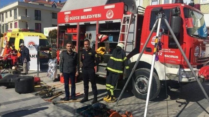 D&uuml;zce İtfaiyesi Deprem Tatbikatı Yaptı