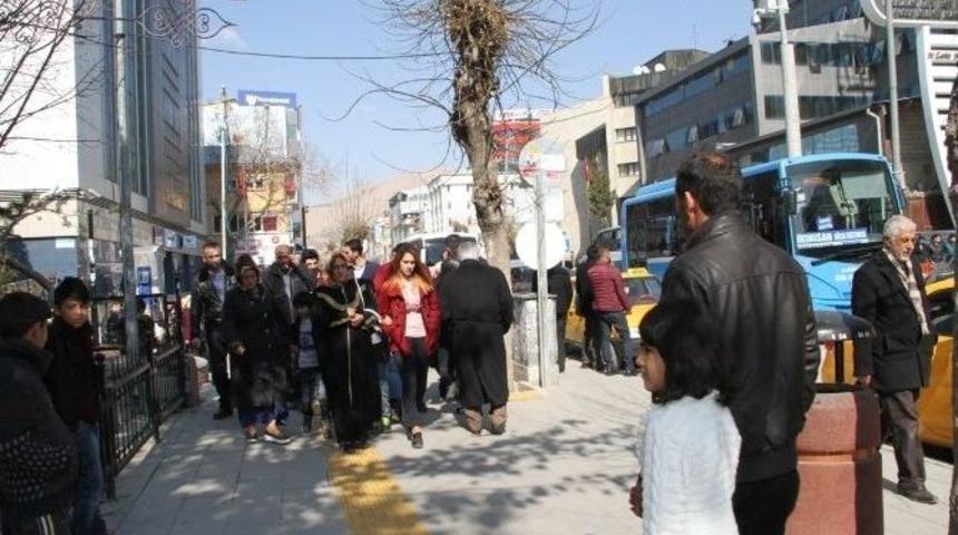 Vanlı Kadınlardan Şiddete &lsquo;hayır&rsquo;