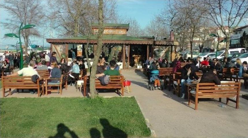 Ak&ccedil;akoca&rsquo;da Bahar Havası Esiyor