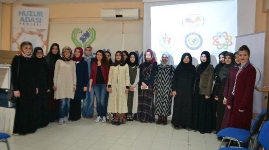 7 G&uuml;zel Adam, 70 G&uuml;zel Gen&ccedil;, 700 G&uuml;zel Kitap